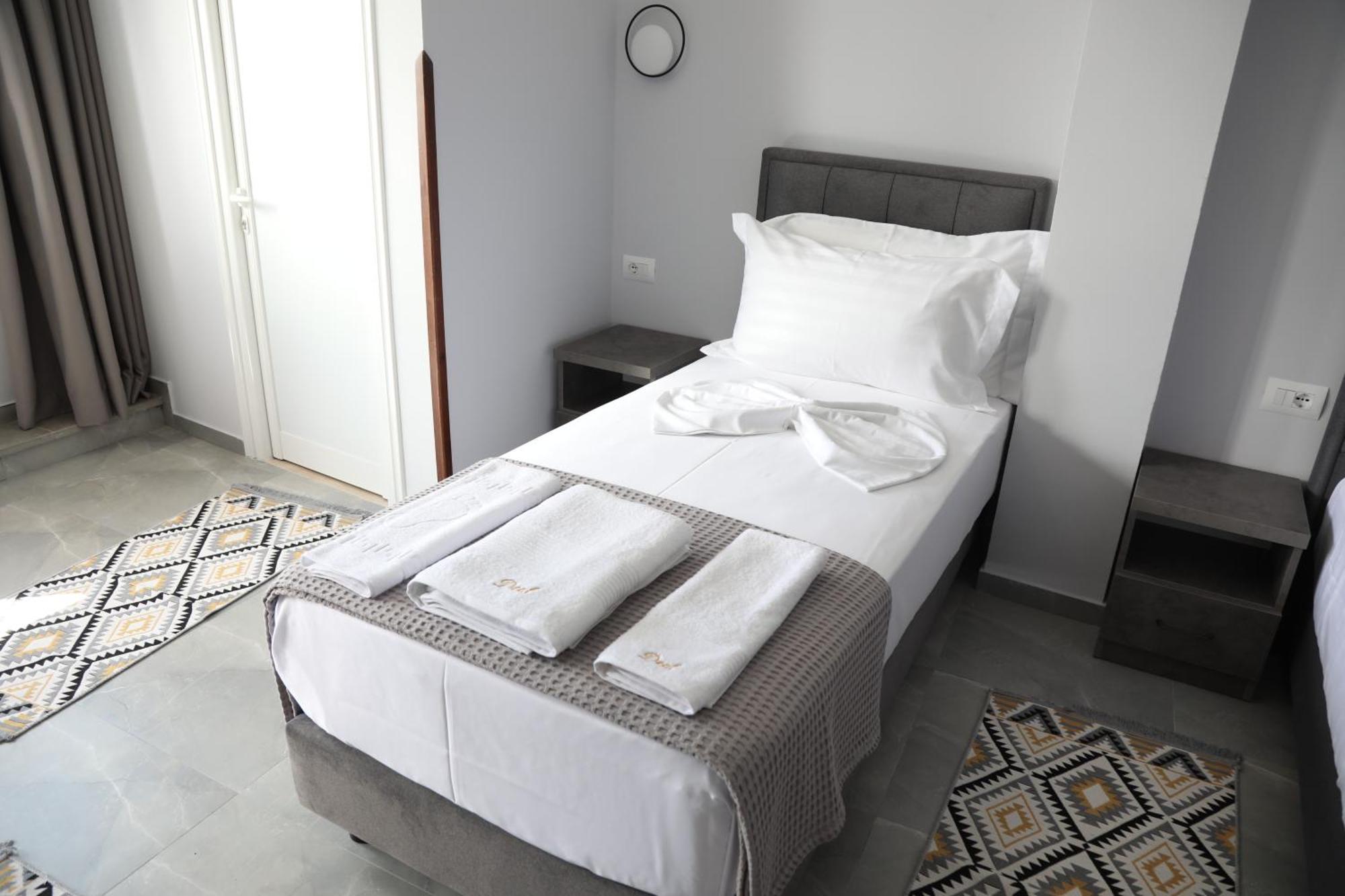 --Hotel Deal-- Rooms With Castle View Kruje Ngoại thất bức ảnh